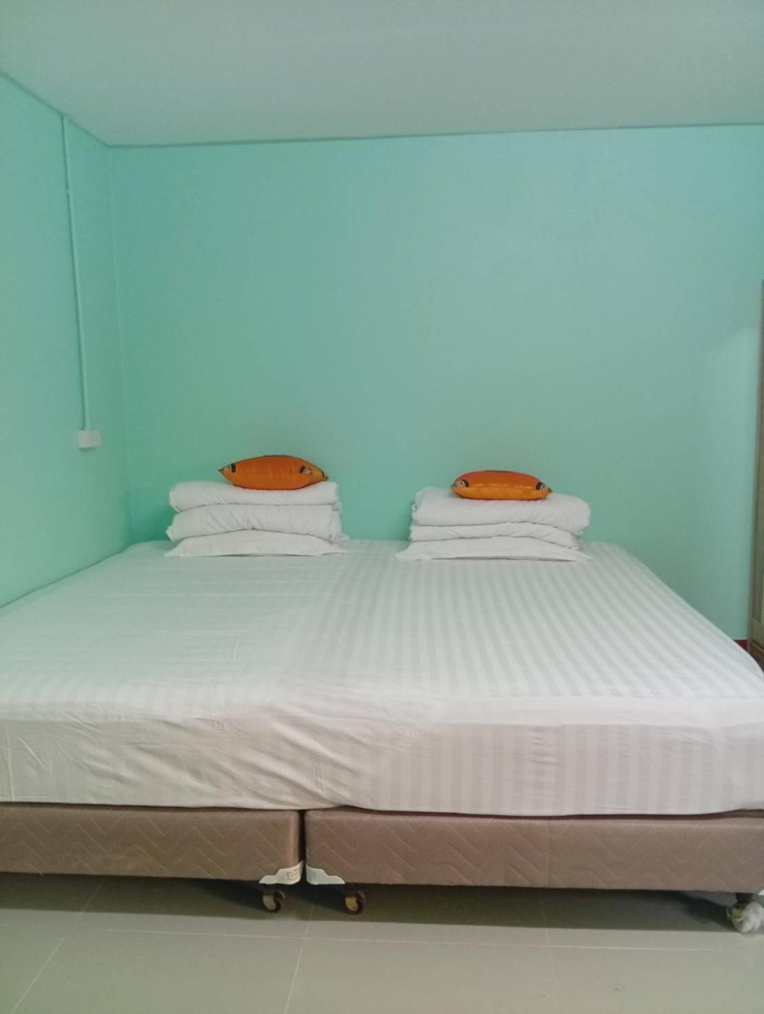 Green Gen Hotel, Mueang Phuket Ban Lo Ti Pa Exterior photo